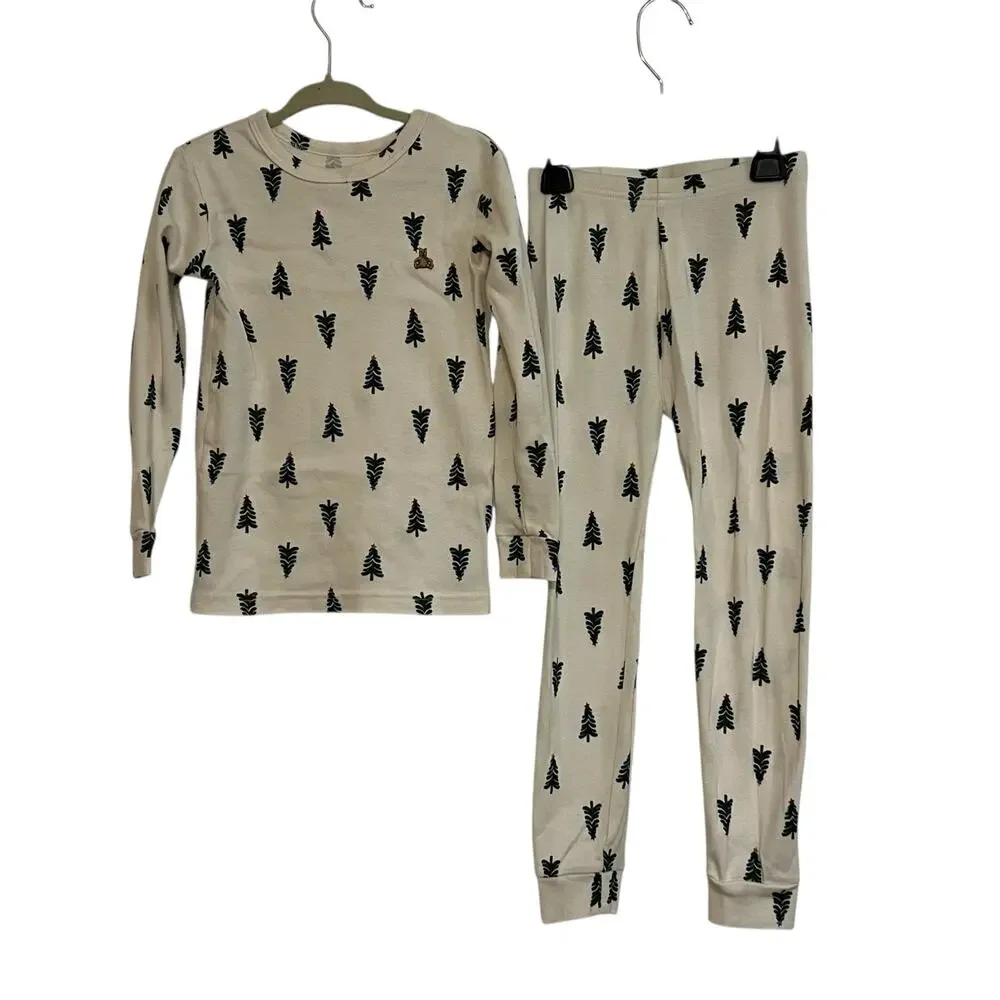 Gap organic holiday tree pajamas
